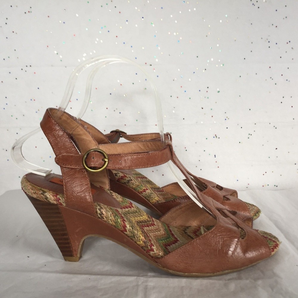 Miz Mooz Tan LeatherT strap Retro Cone Heel Sandal Fun Zig Zag insole - Size 8 - Picture 3 of 11